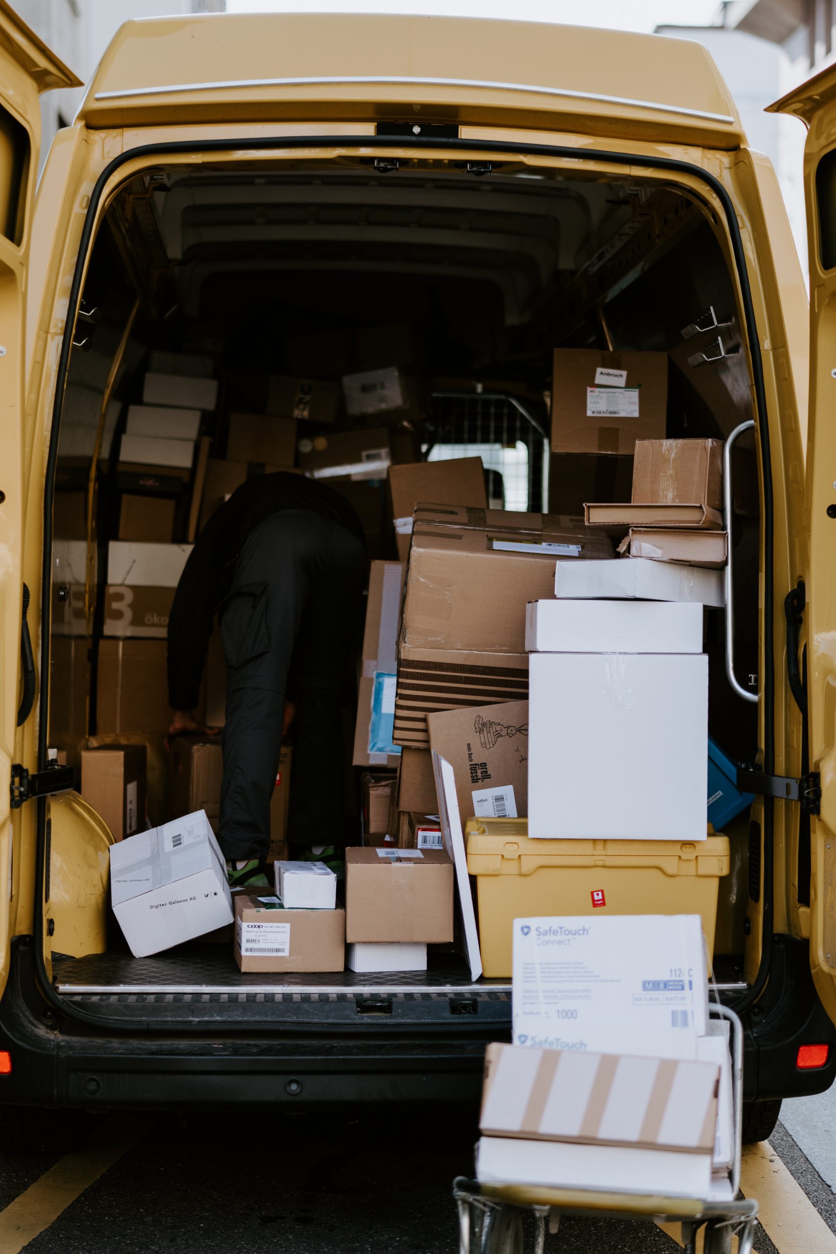 claudio-schwarz-a85IYeAXgxU-unsplash claudio-schwarz-a85IYeAXgxU-unsplash